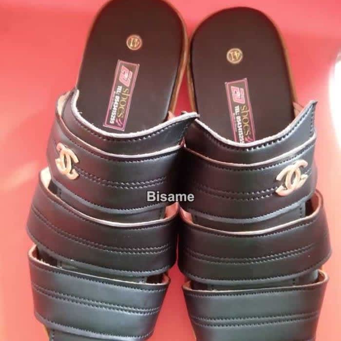 Men Slippers With Size From 38-44