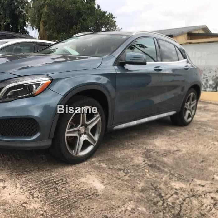 Mercedes-Benz GLA 250 2015