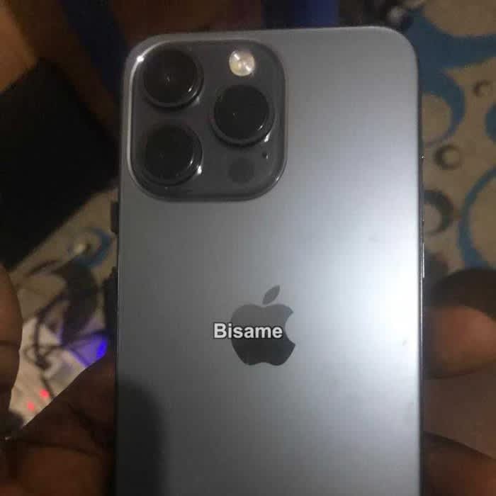 Apple iPhone 15 Pro Max 8GB RAM//1TB 