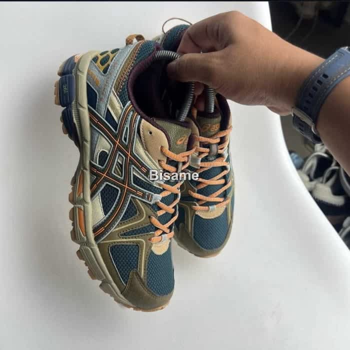 ASICS GEL-KAHANA sneakers