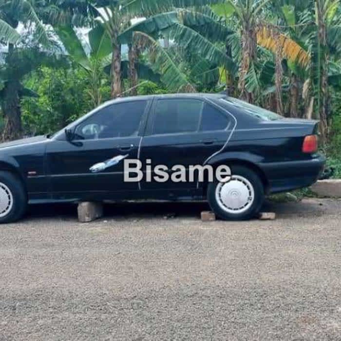 BMW 328i 2009