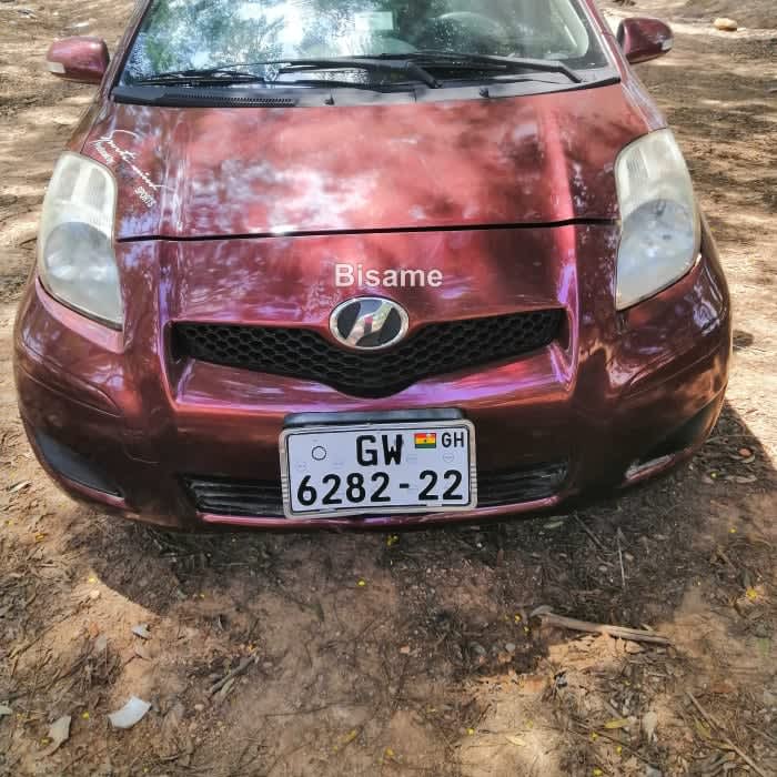 Toyota Vitz 2010