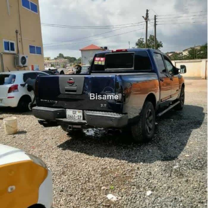  Nissan Titan 2012
