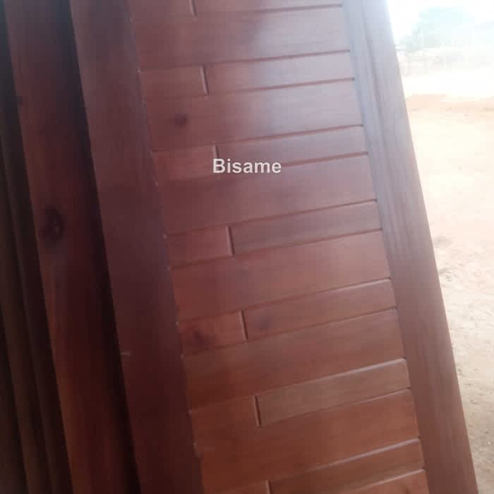 CREATIVE HAND QUALITY WOODEN DOORS