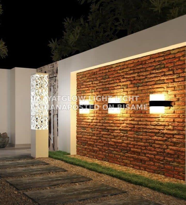 Wall light. 12 Watts Warm