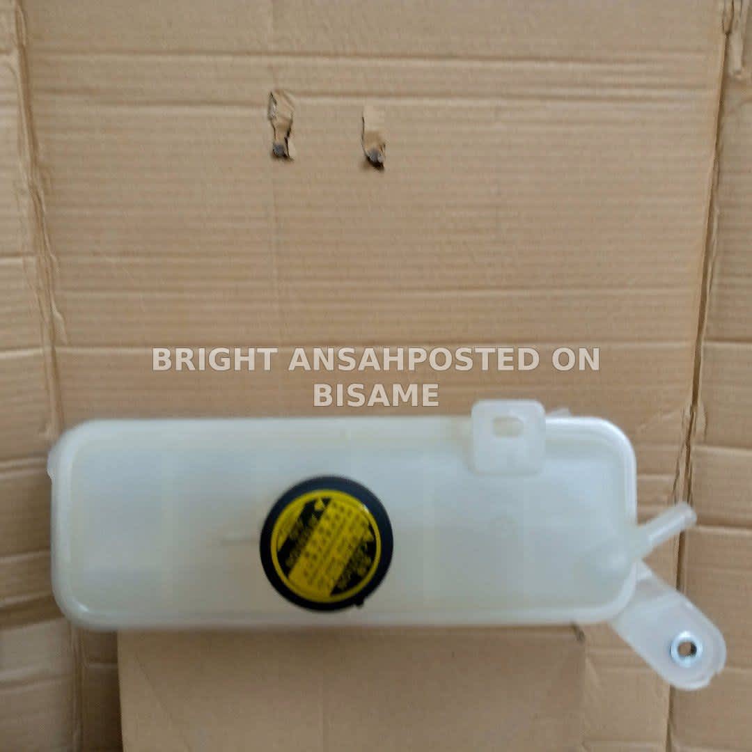 TOYOTA RAV4 EXPANSION TANK