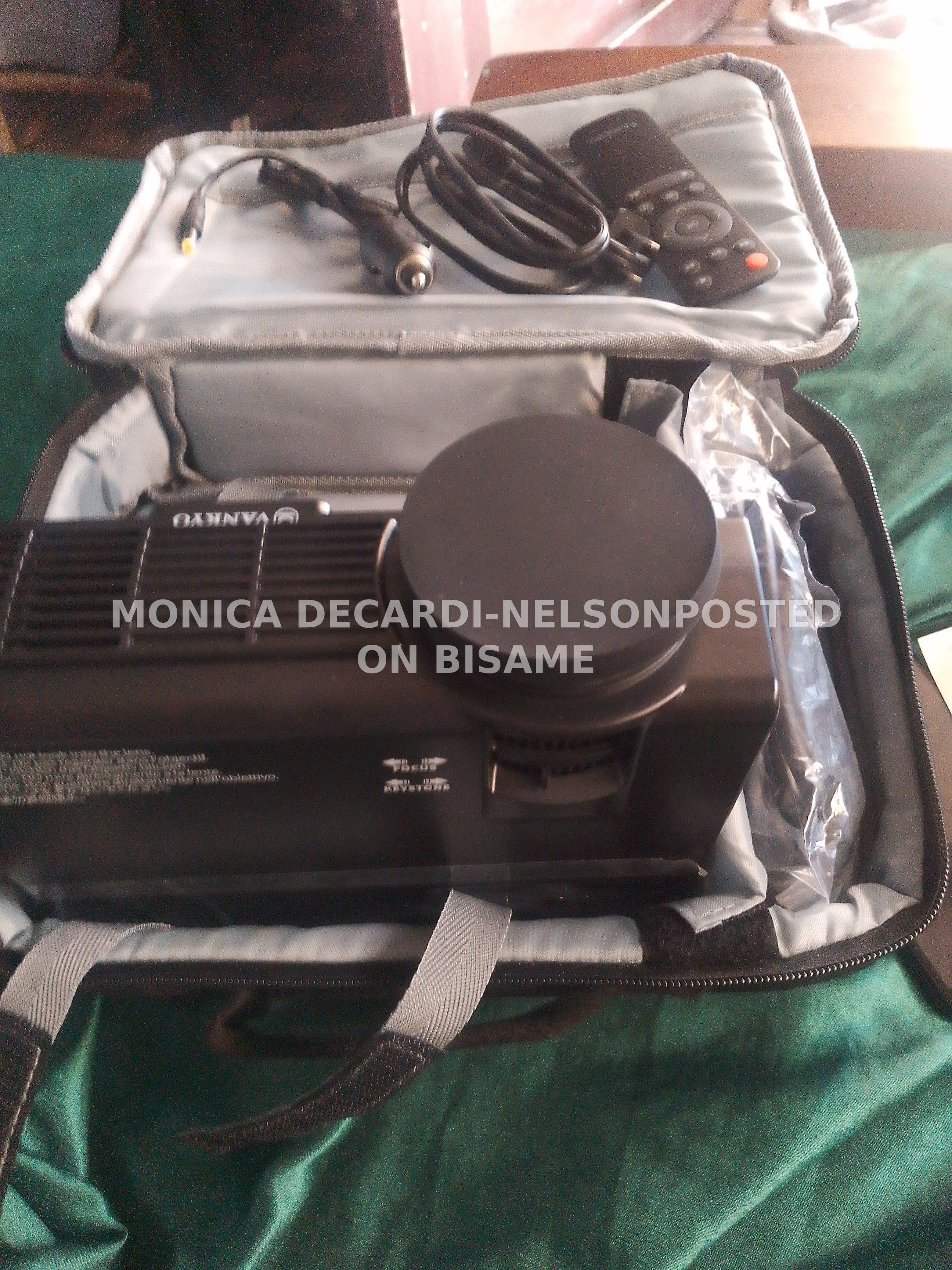 Vankyo Projector