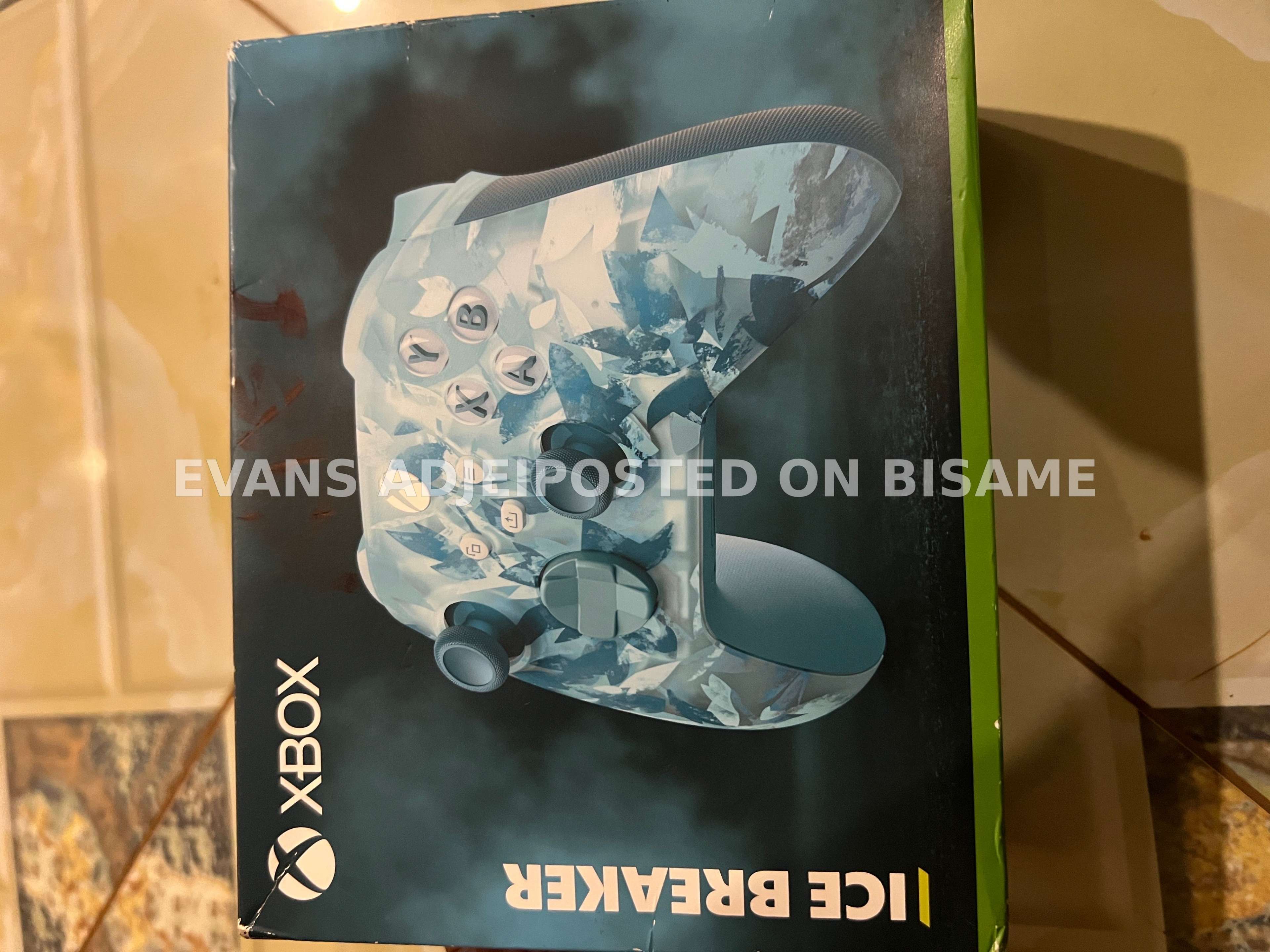 HIGHLY CUSTOMIZED AND BRAND NEW XBOX SERIES X CONTROLLER