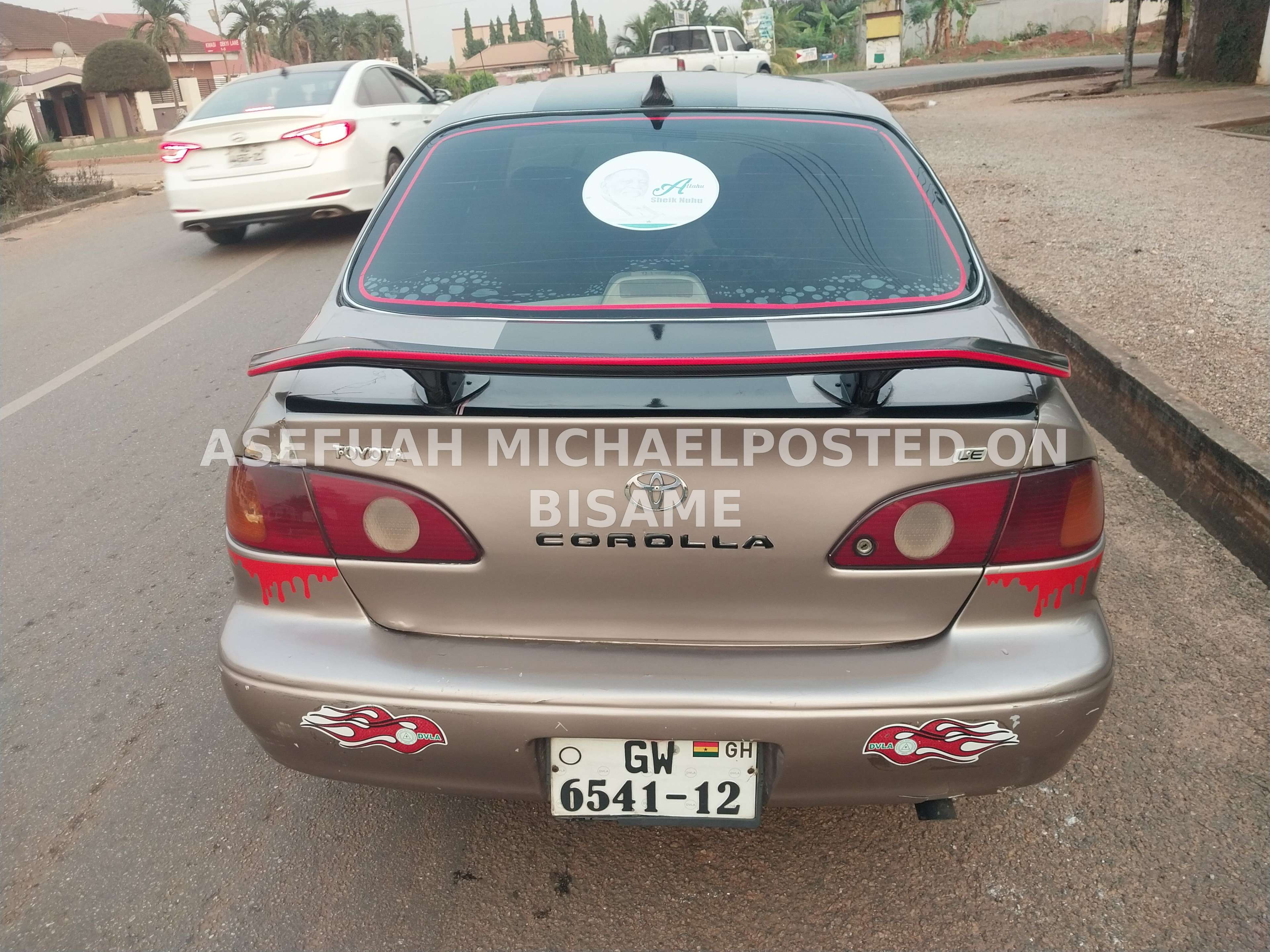 Neat Toyota Corolla, 2004, Ghanaian Used, Gray