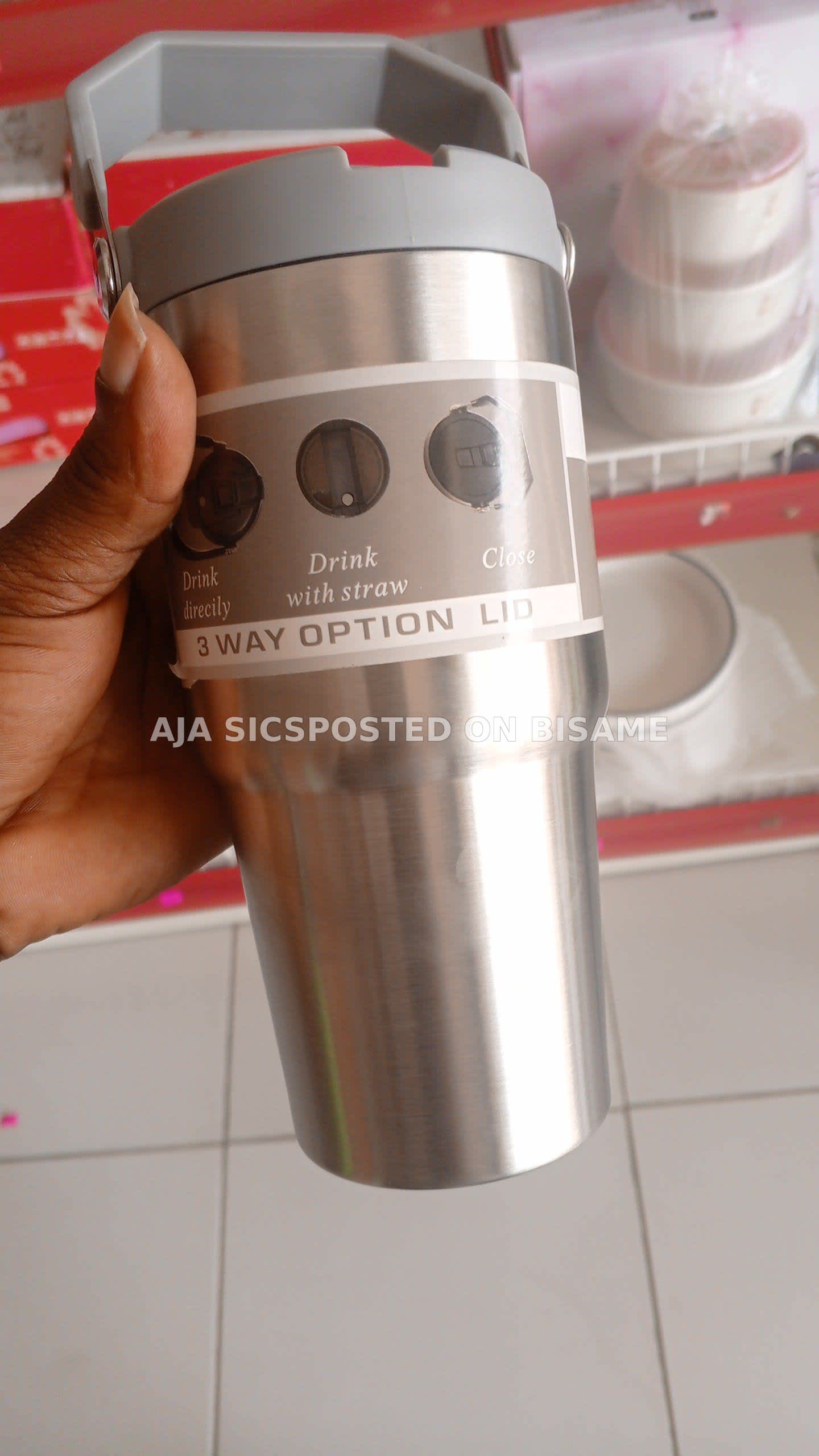 Vacuum isolated coffee mug