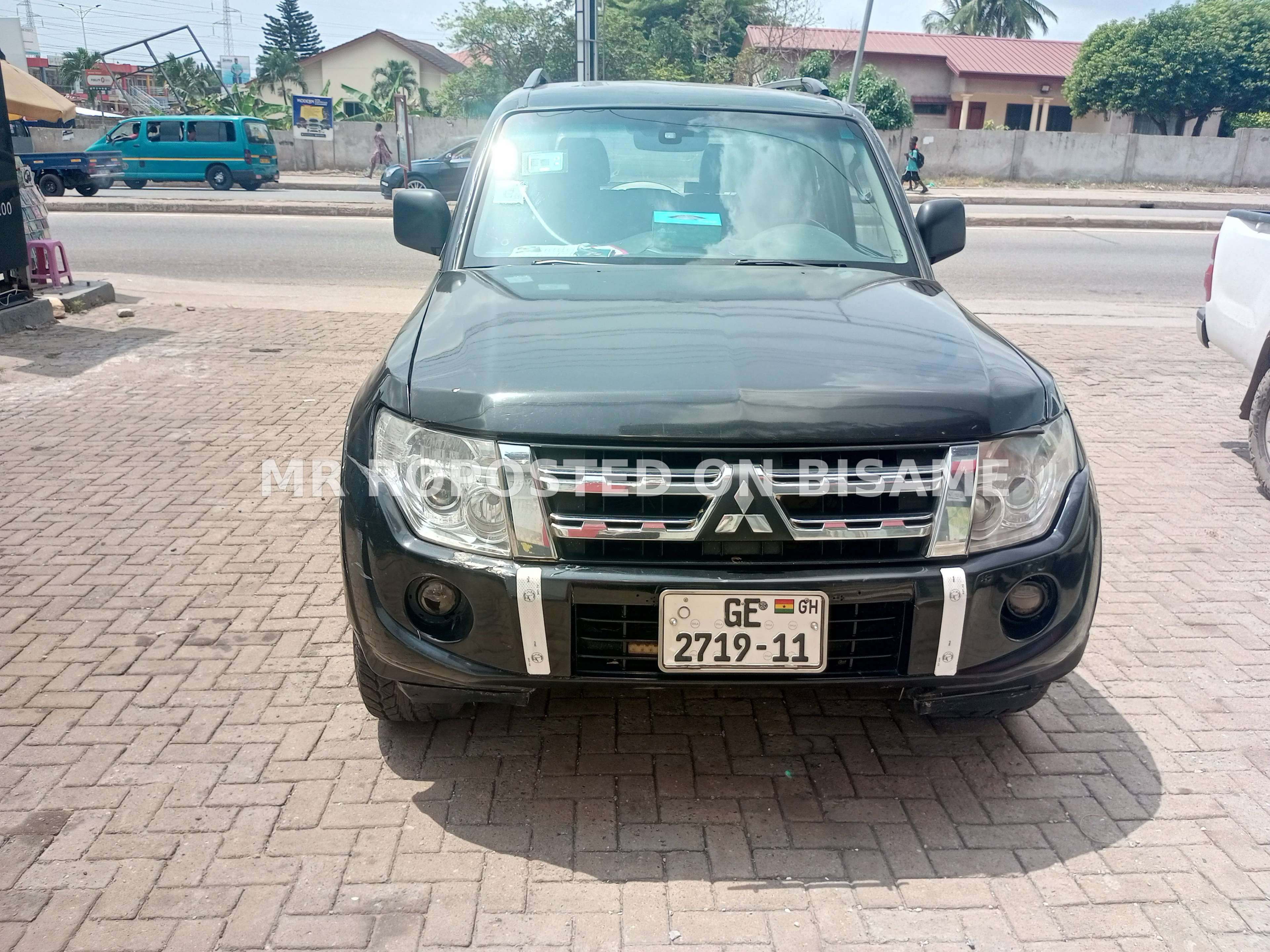 2011 Mitsubishi Pajero