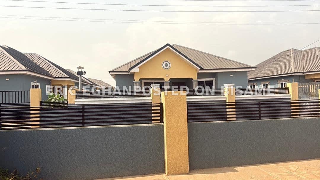3 bedroom House for Rent @ Tema Community 23 Adom Estate