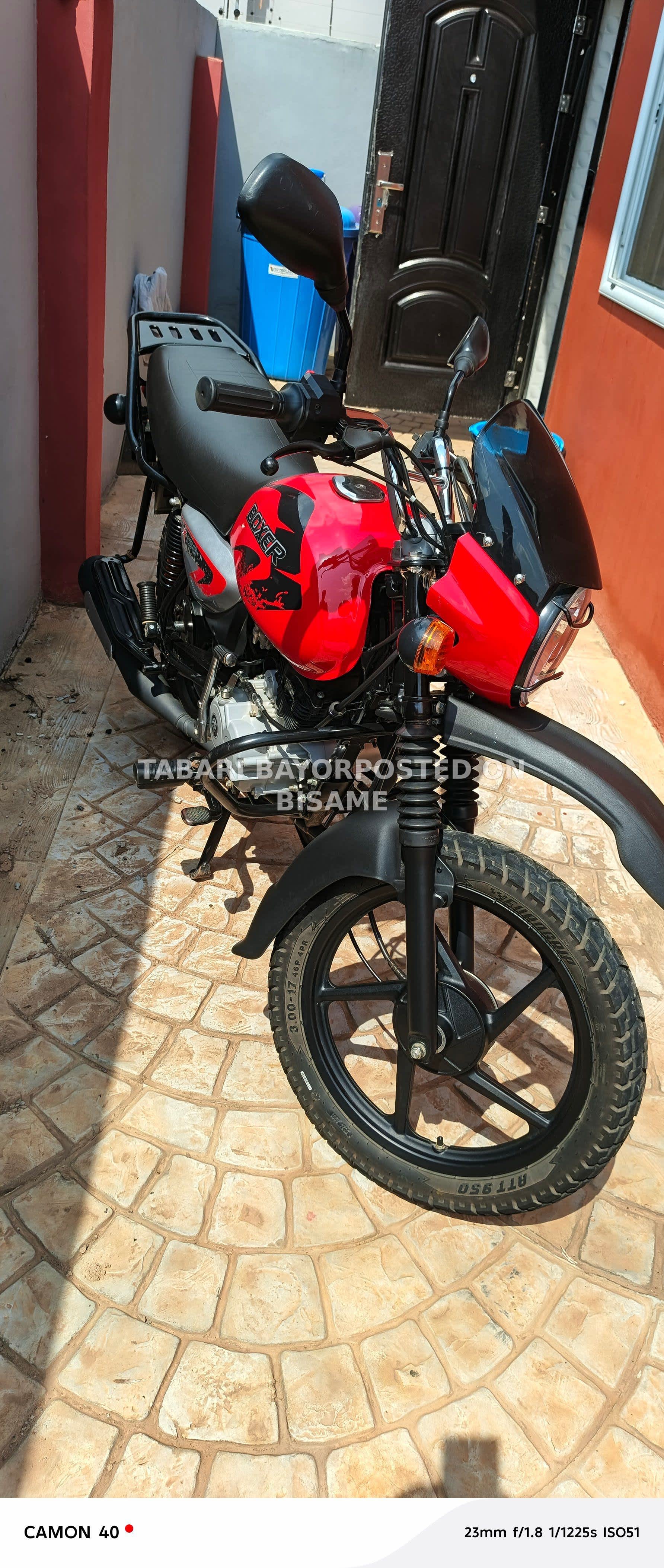 Bajaj Boxer 150 UG 2025