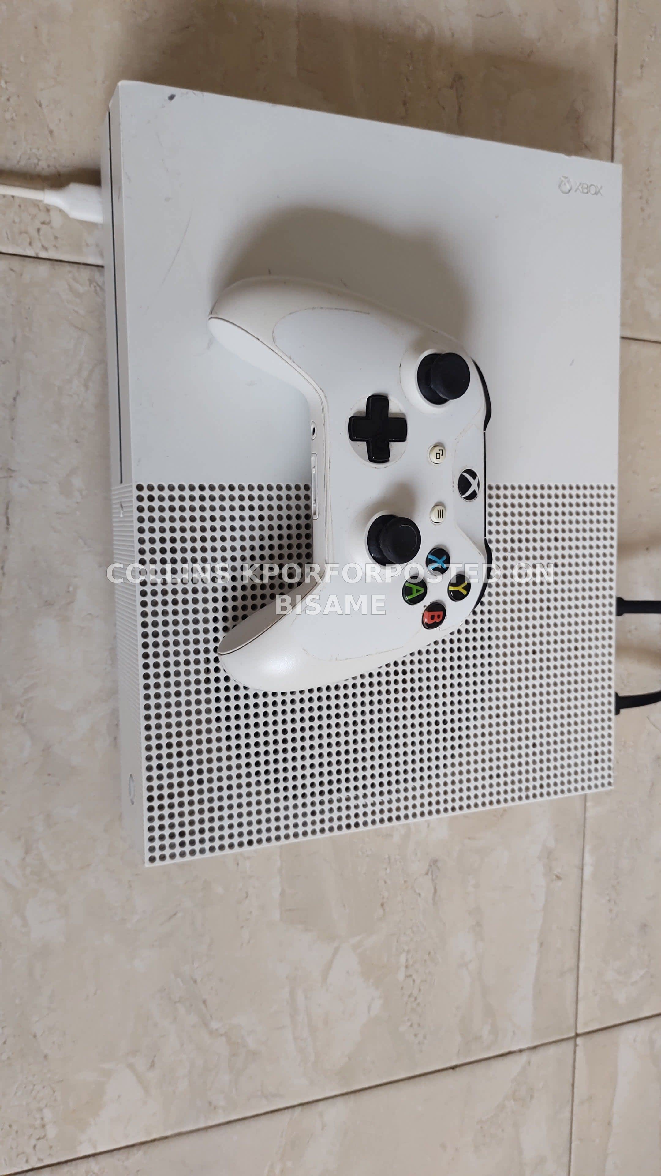 Microsoft Xbox One S Console