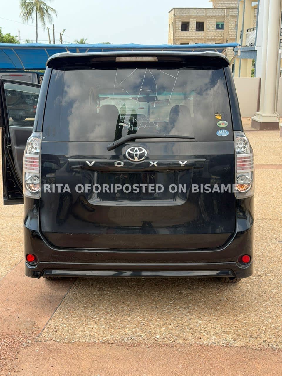 2011 Toyota Voxy Black