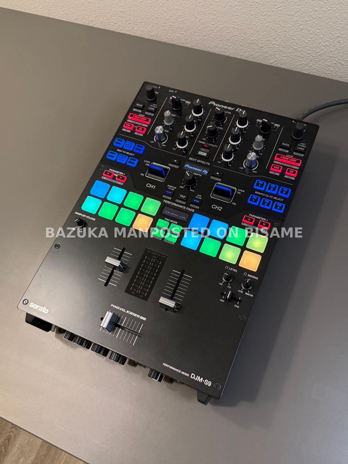 Pioneer DJ DJM-S9 Battle Mixer