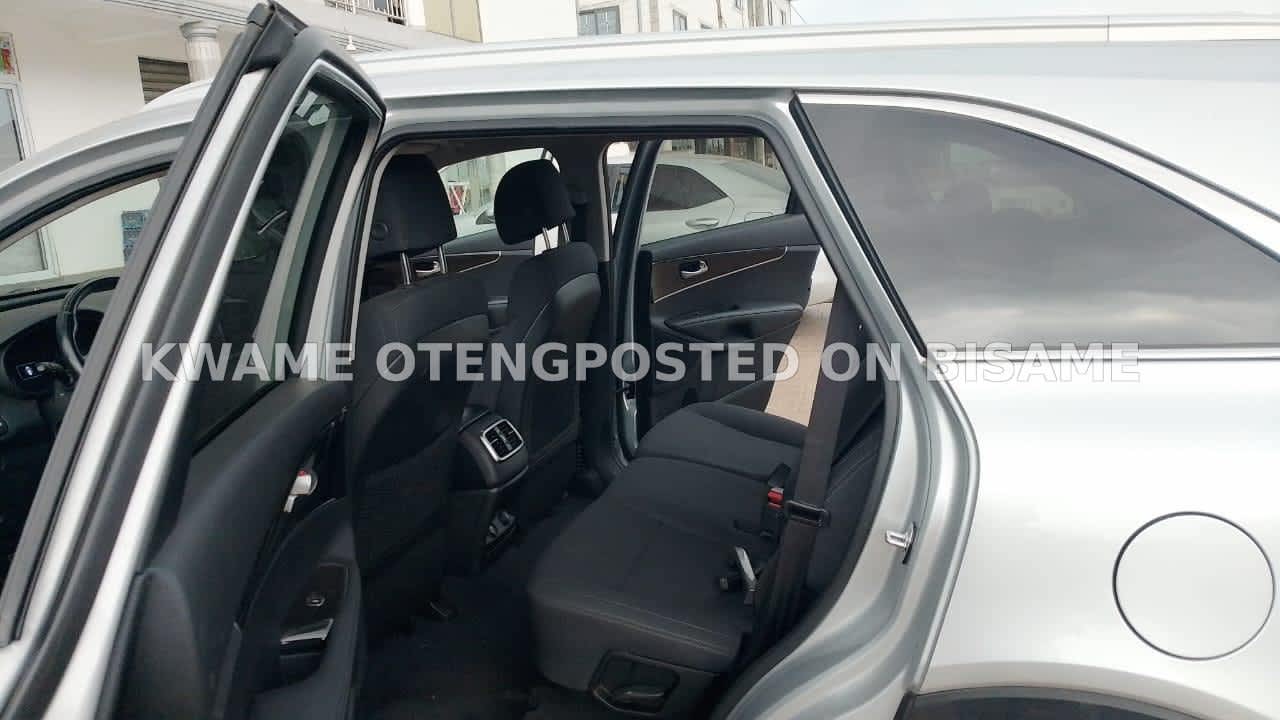 Kia Sorento, 2017, Foreign Used, Silver