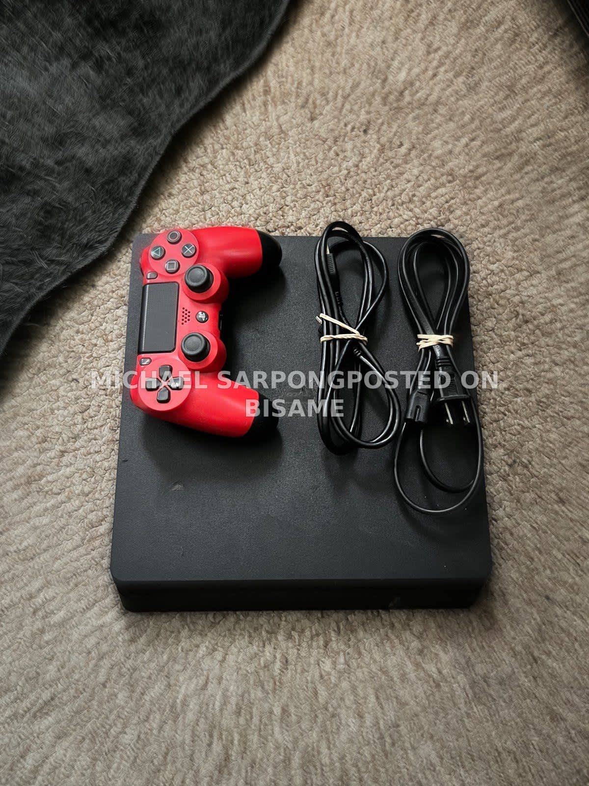 PlayStation 4 Slim Game Console 