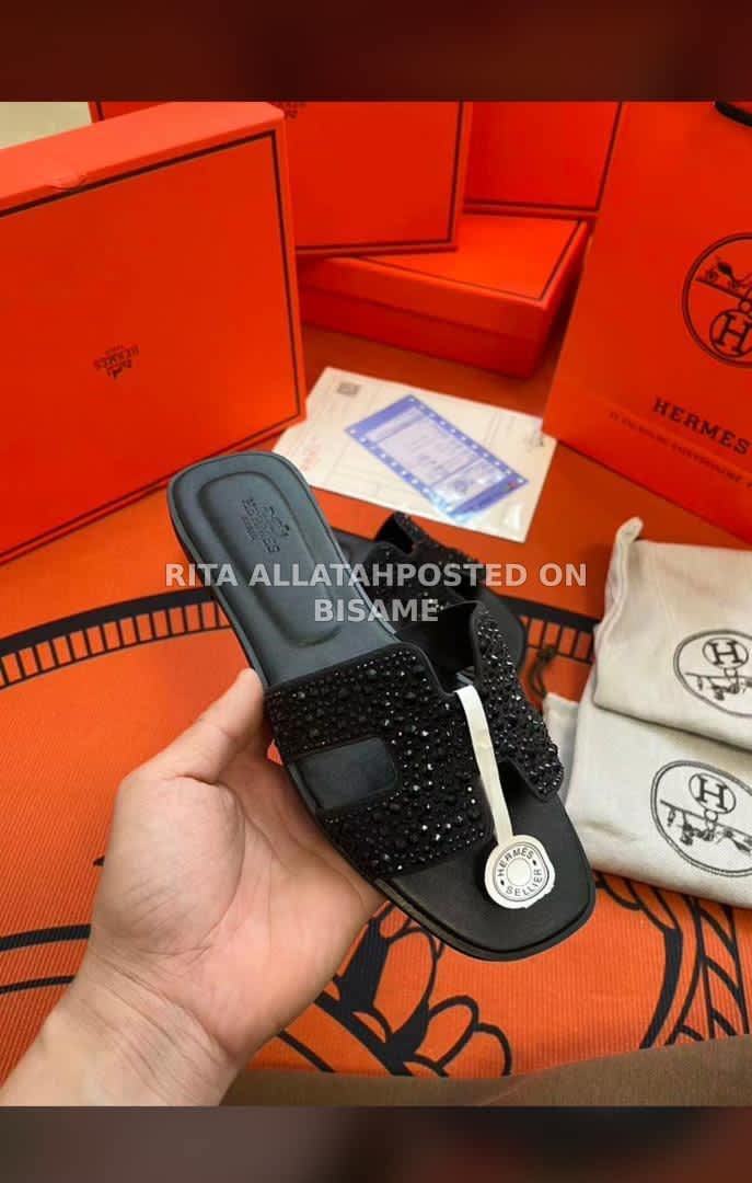 HERMES SLIPPERS