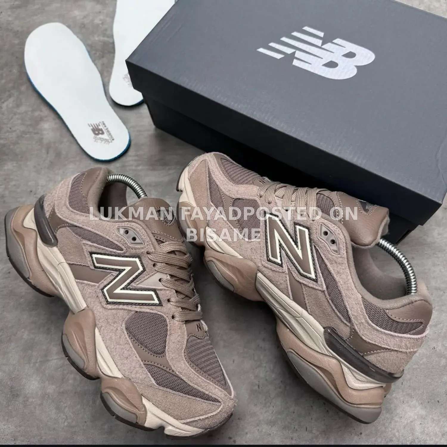 New Balance Urban Aura 9060 X Sneakers 