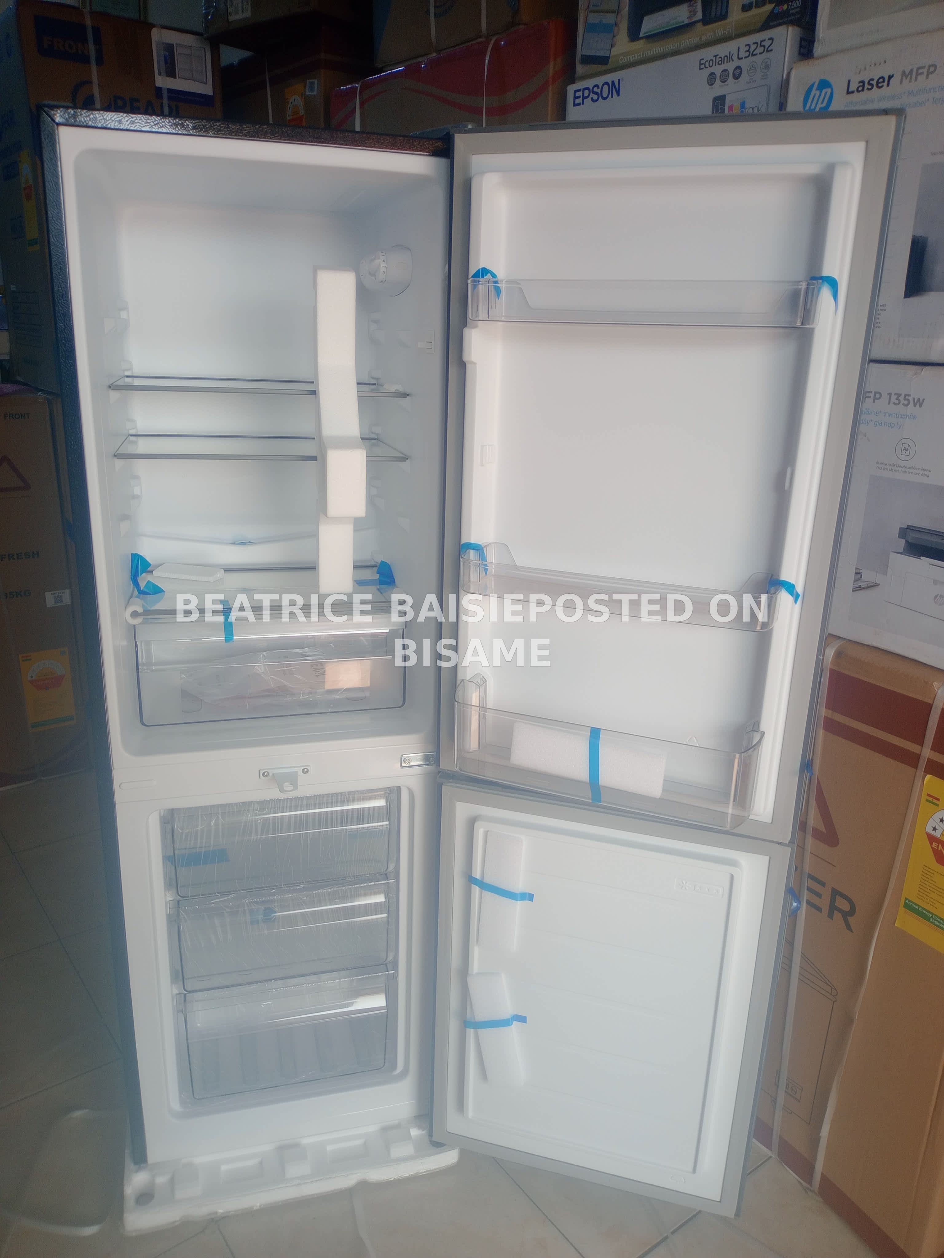 Pearl 2 door Fridge Bottom Freezer/157 liters
