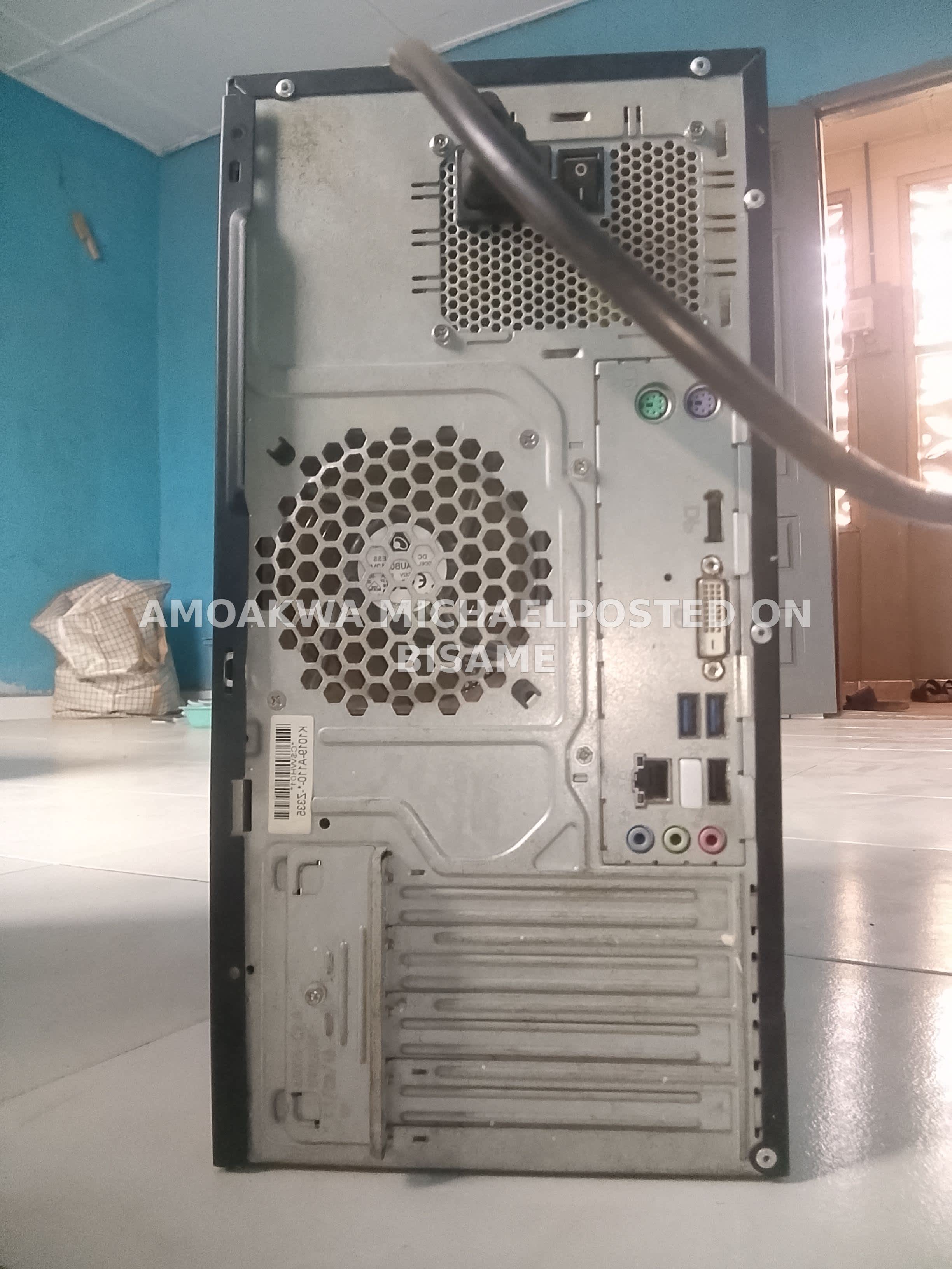 Fujitsu Esprimo Desktop Computer, 12GB Ram, 1T HDD, i5, Used, Black 