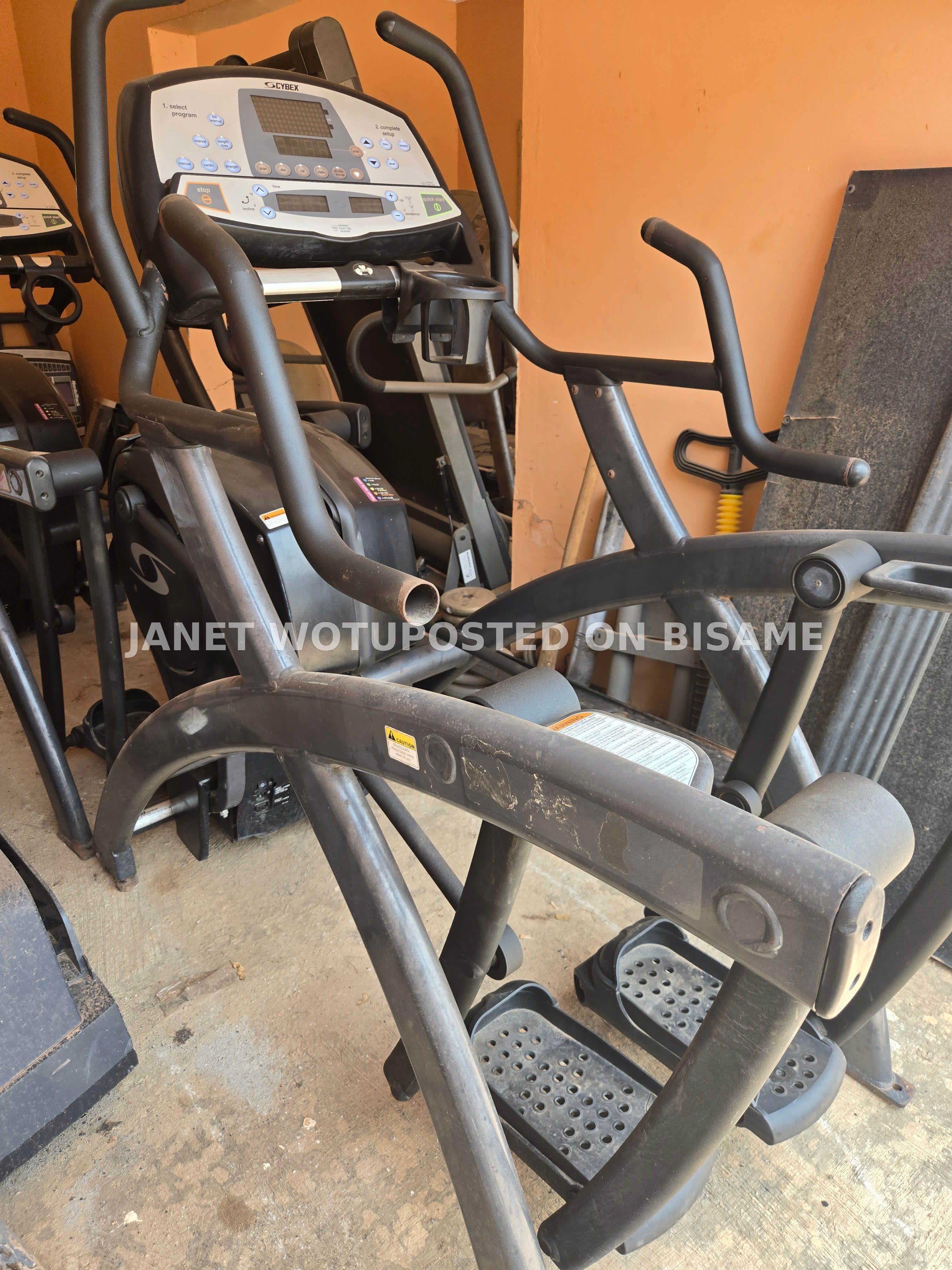 Cross Trainer