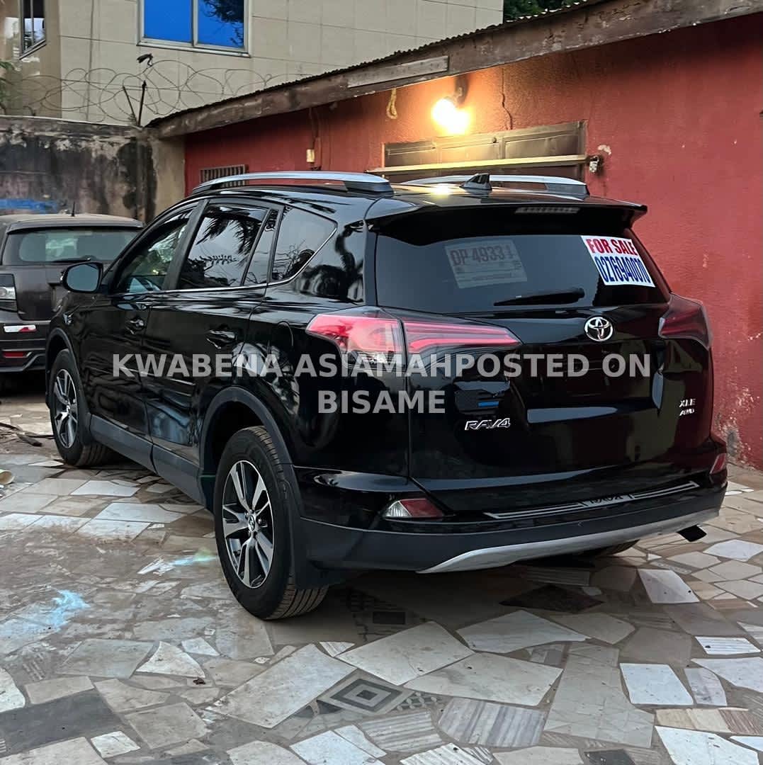 Toyota XLE RAV4 2018