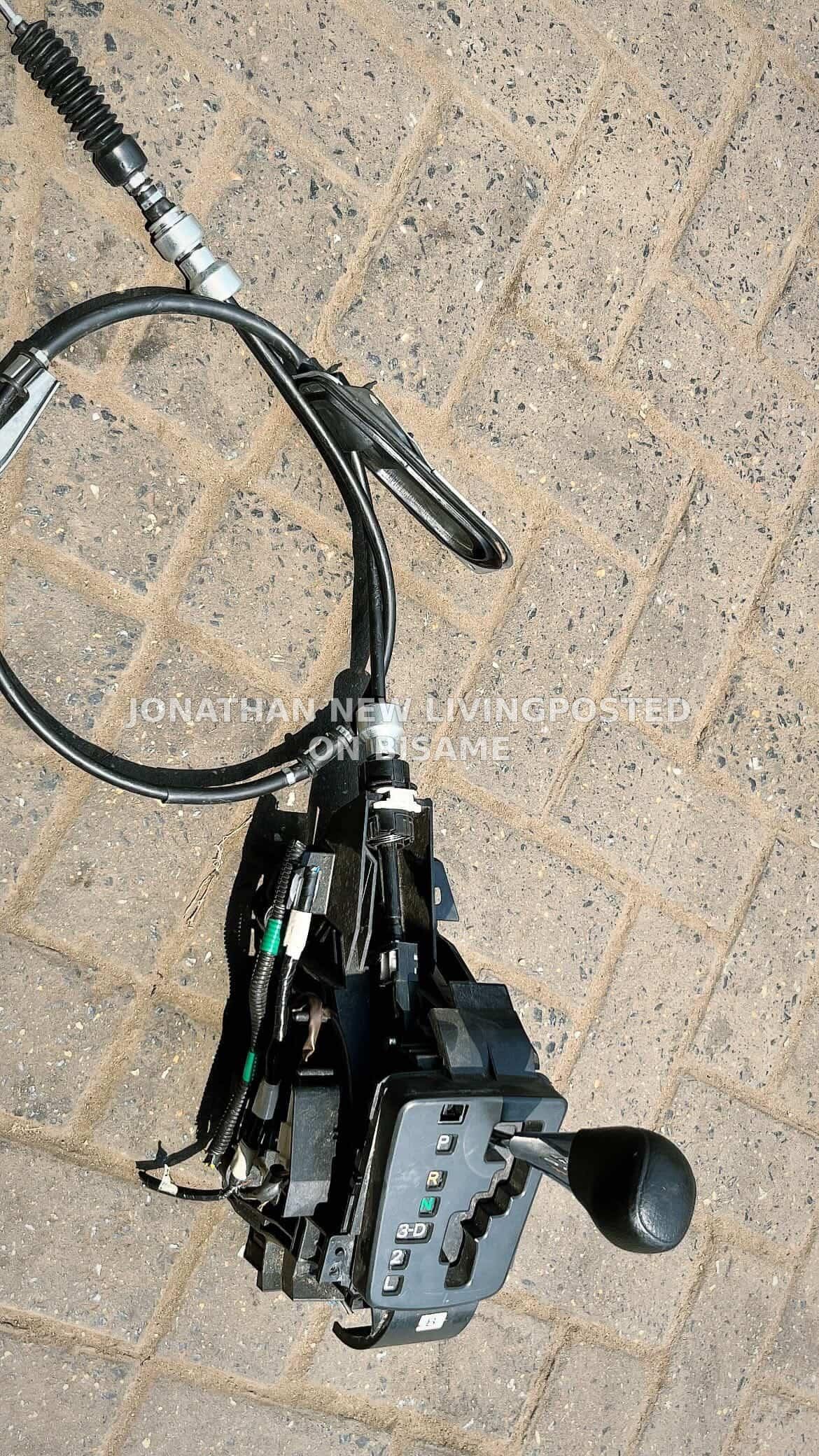 Toyota Corolla 09 automatic gear lever with cable