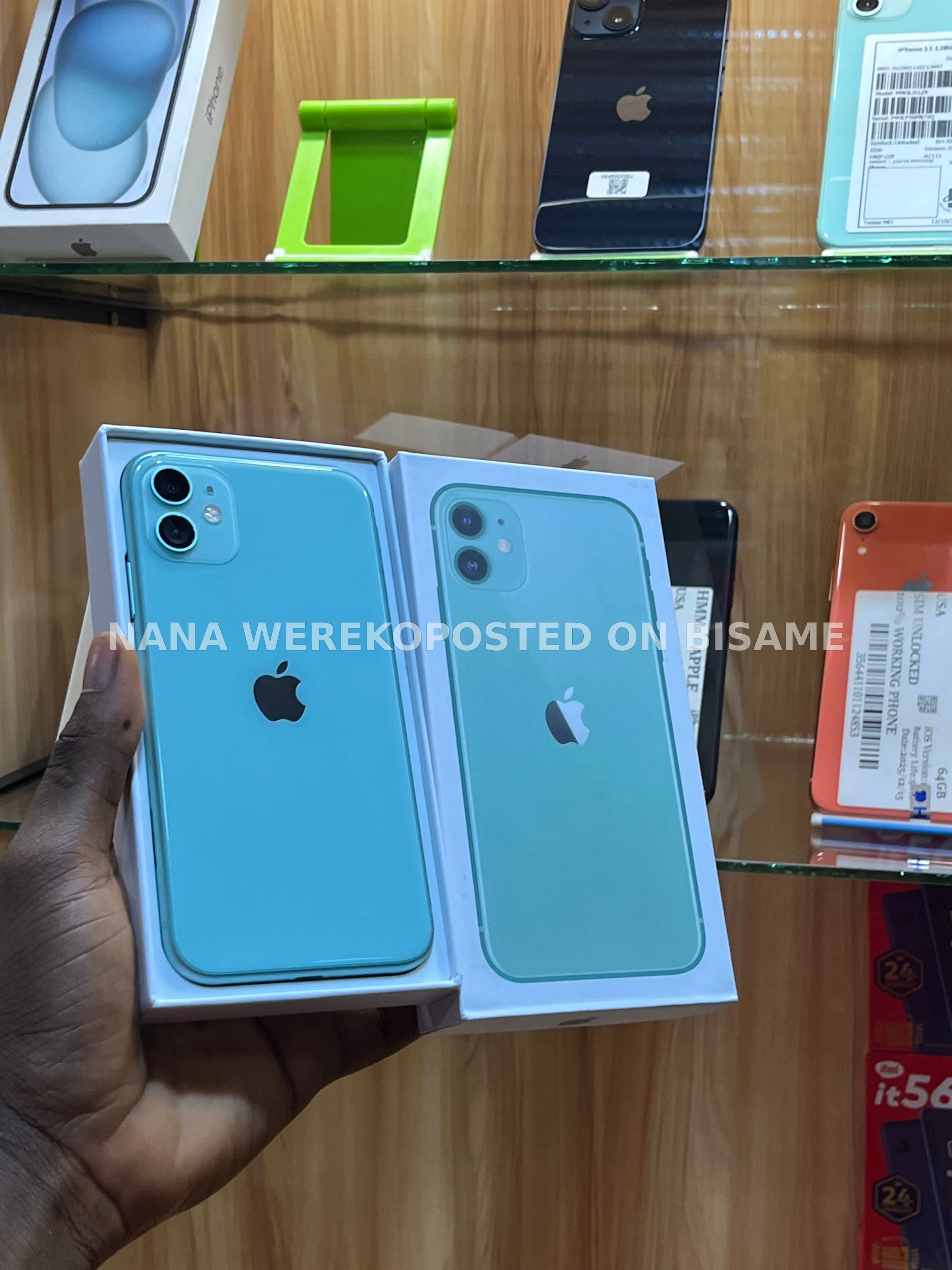 iphone 11, 4GB RAM, 64GB - Refurbished 