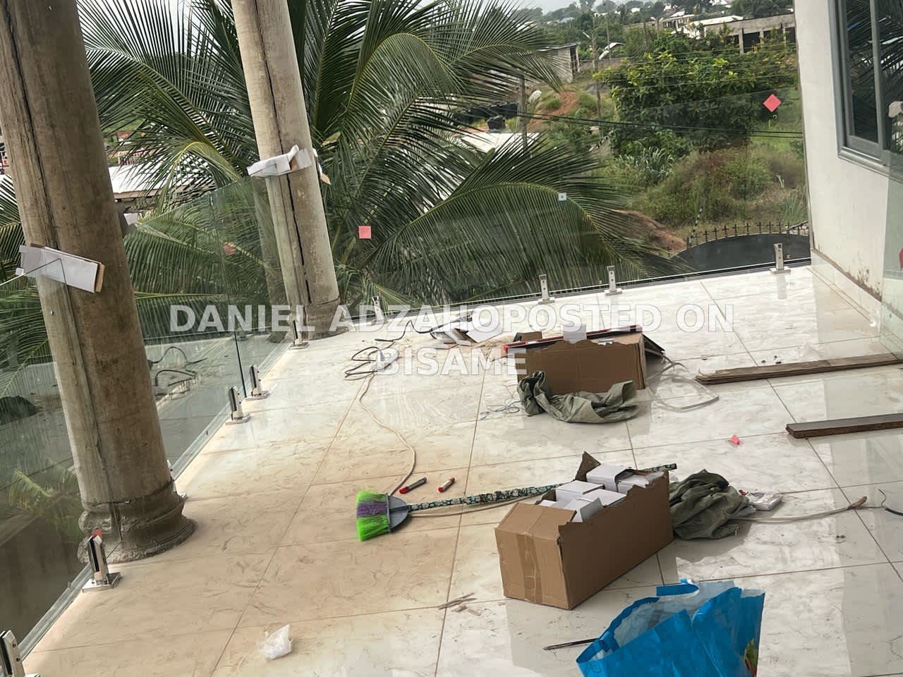 Daniels frameless and stainless company l.m.t