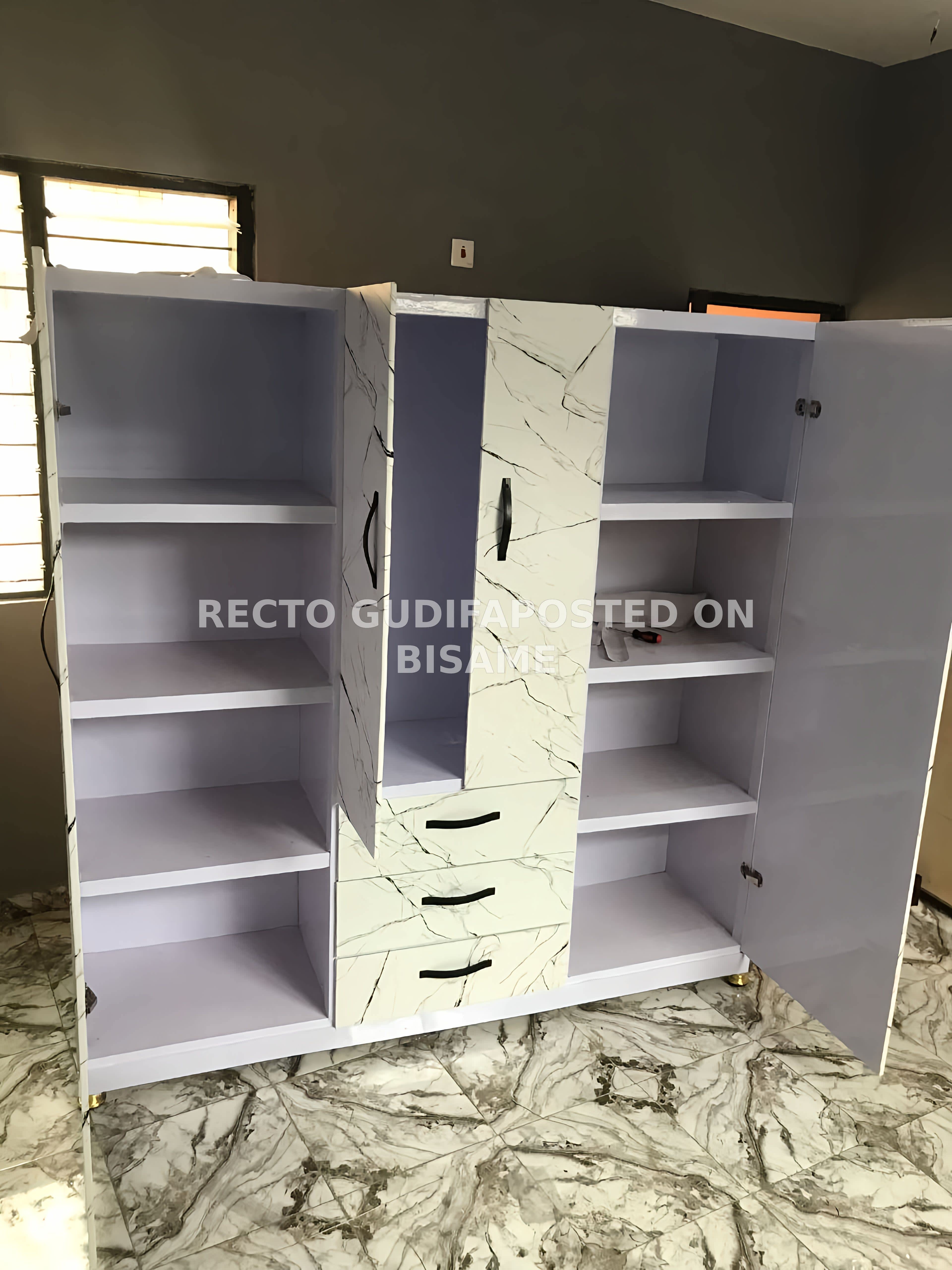 Quality 3in 1 Family size Wardrobe