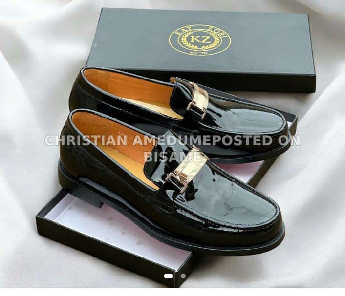 Luxurious leather shoes for men's