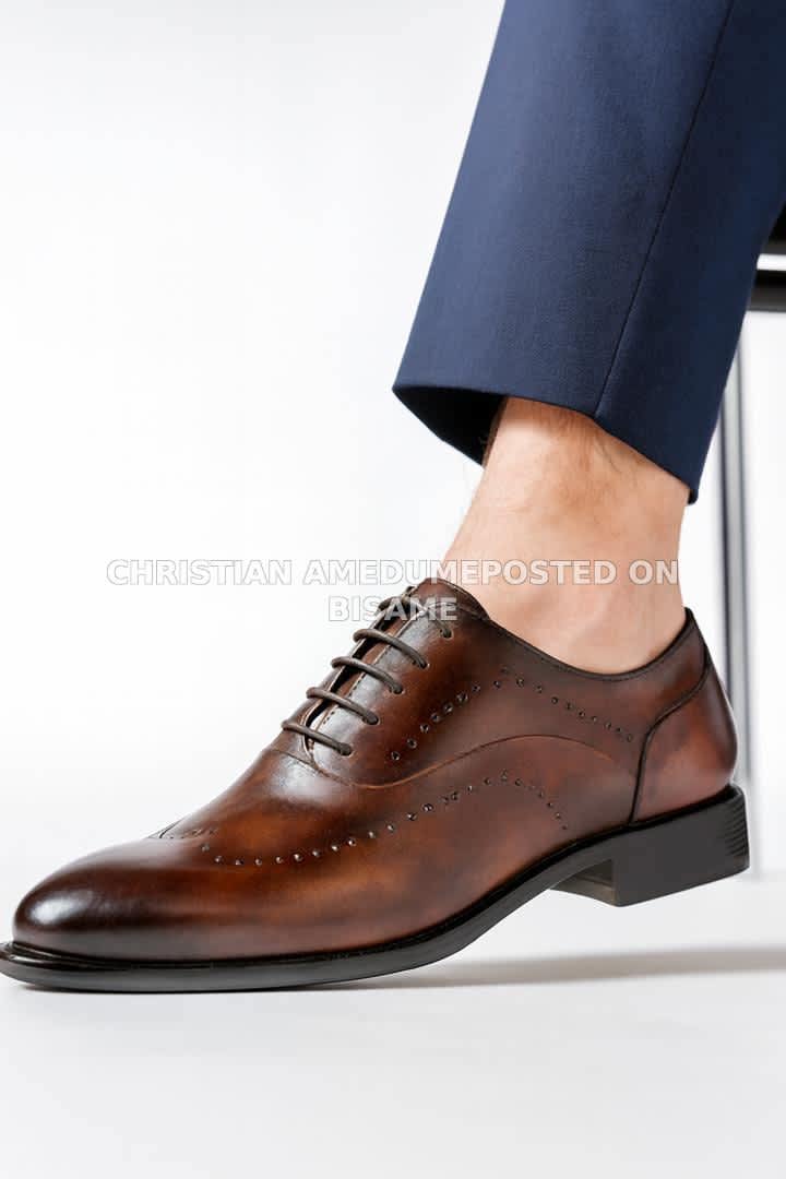 Luxurious Men's leather shoes