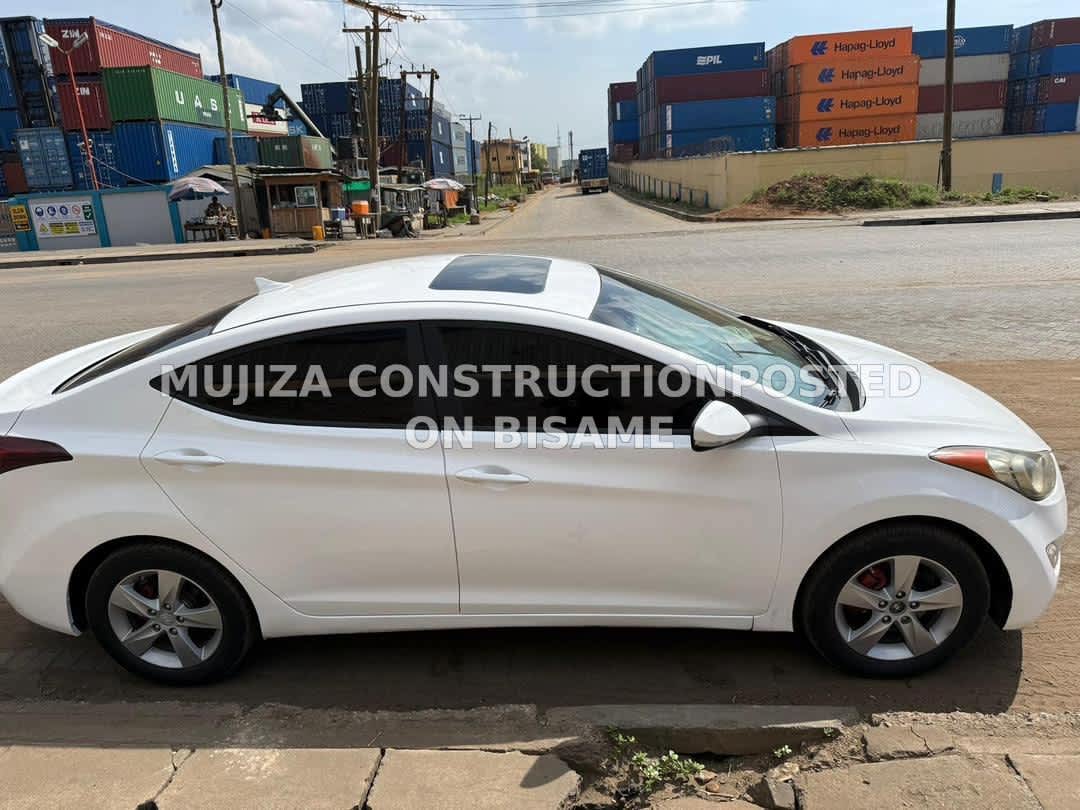 Hyundai Elantra, 2013, Foreign Used, White