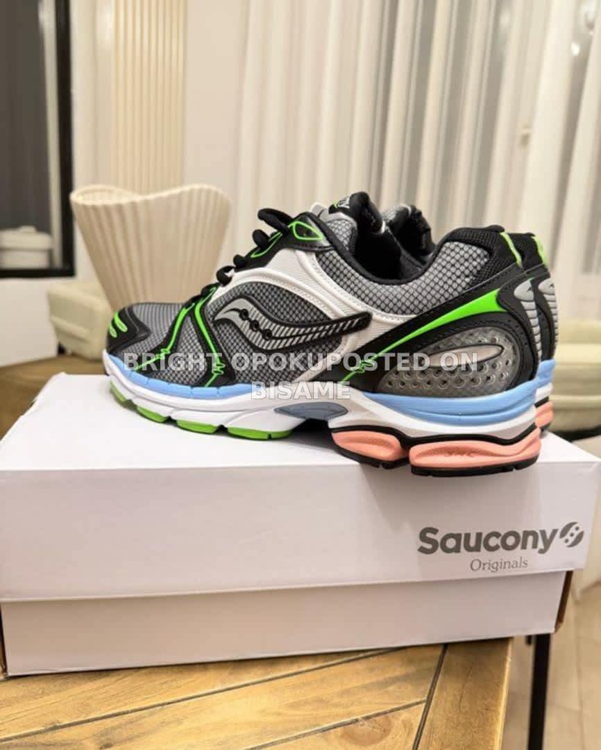 Original Saucony Progrid