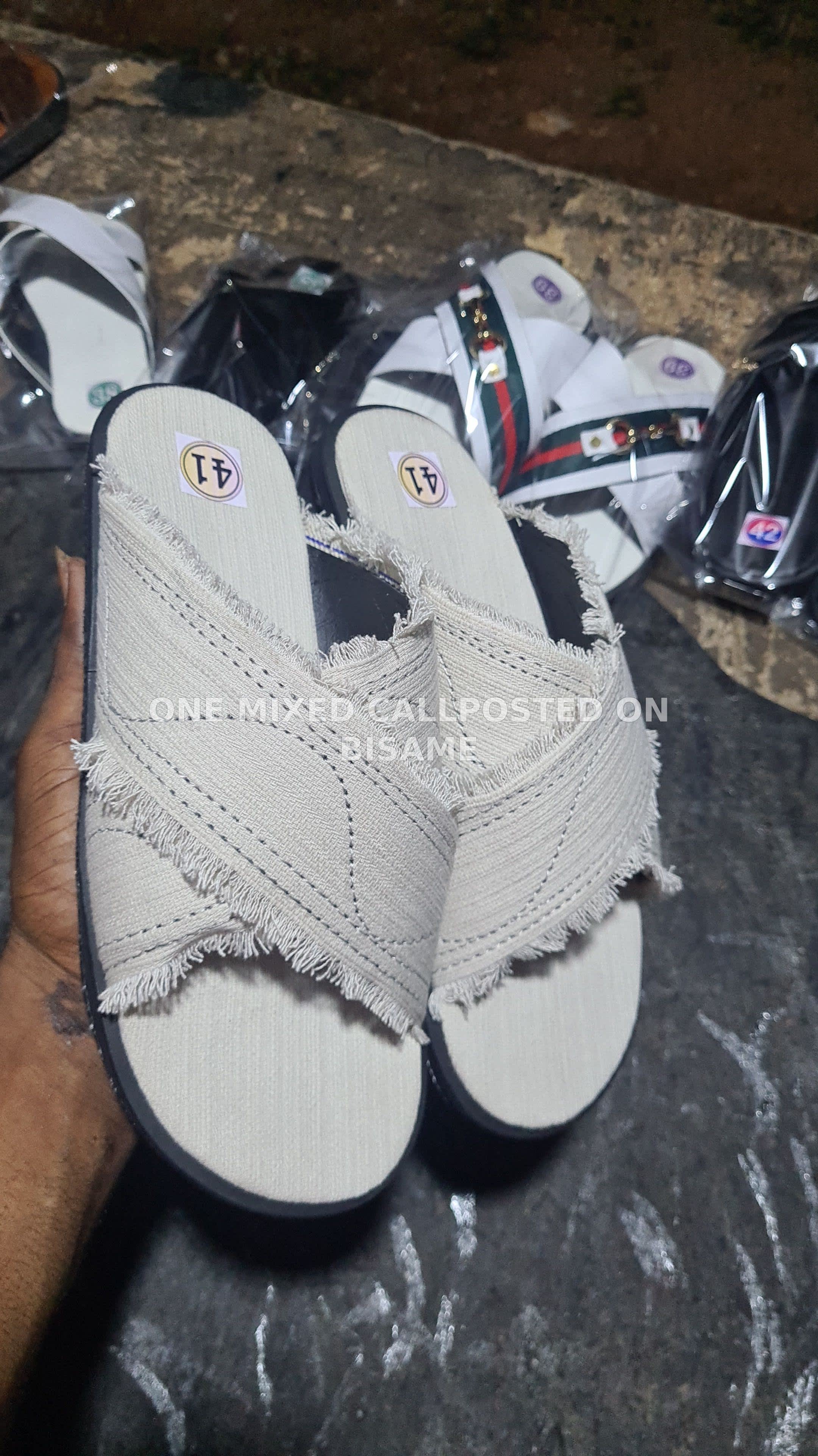 White jeans men's slipper