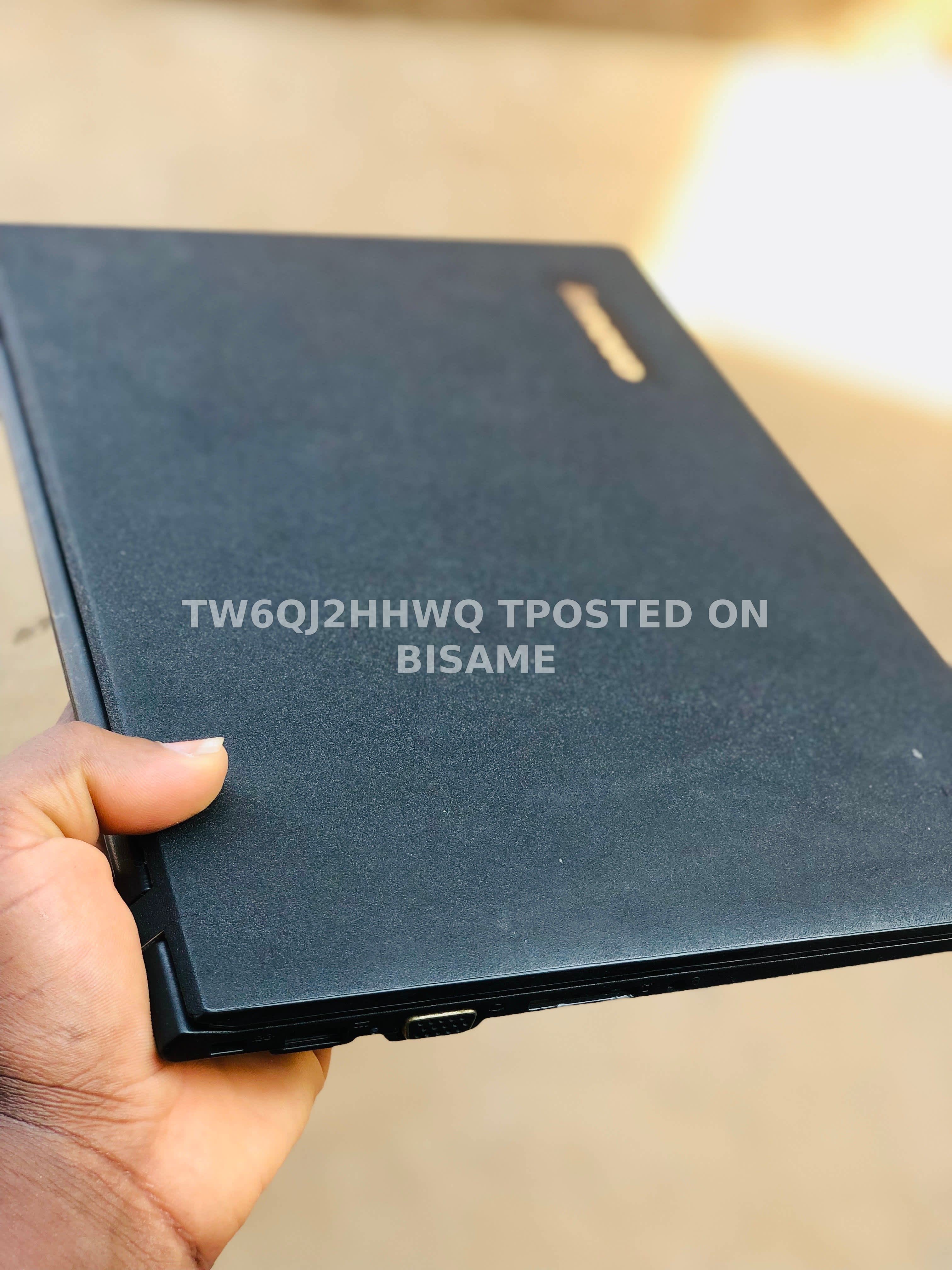 LENOVO i3 6th Gen 8GB Ram 256GB Storage 