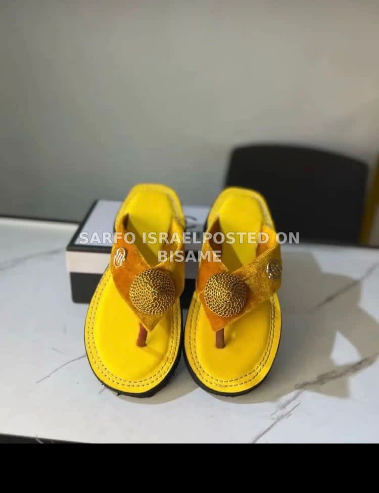 Ahenema (male) Sandals 