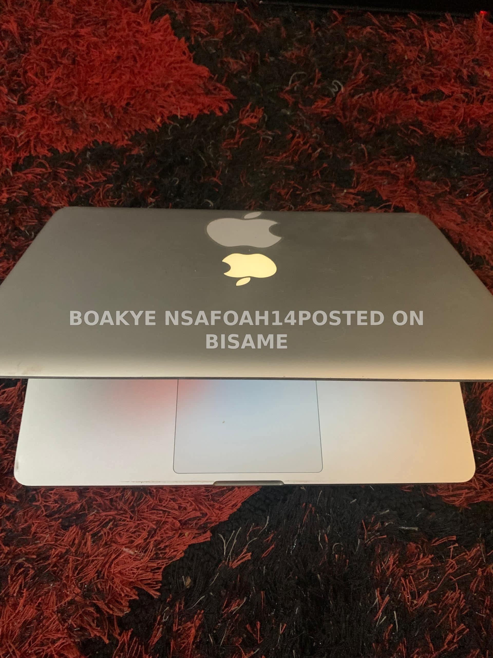 Apple MacBook Pro 2010, 4GB RAM, 500GB HDD - Used