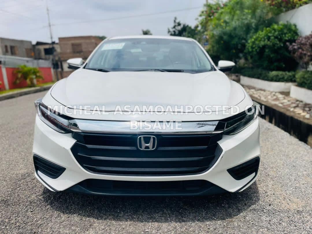 Honda Insight Touring Hybrid 2018 Foreign Used White
