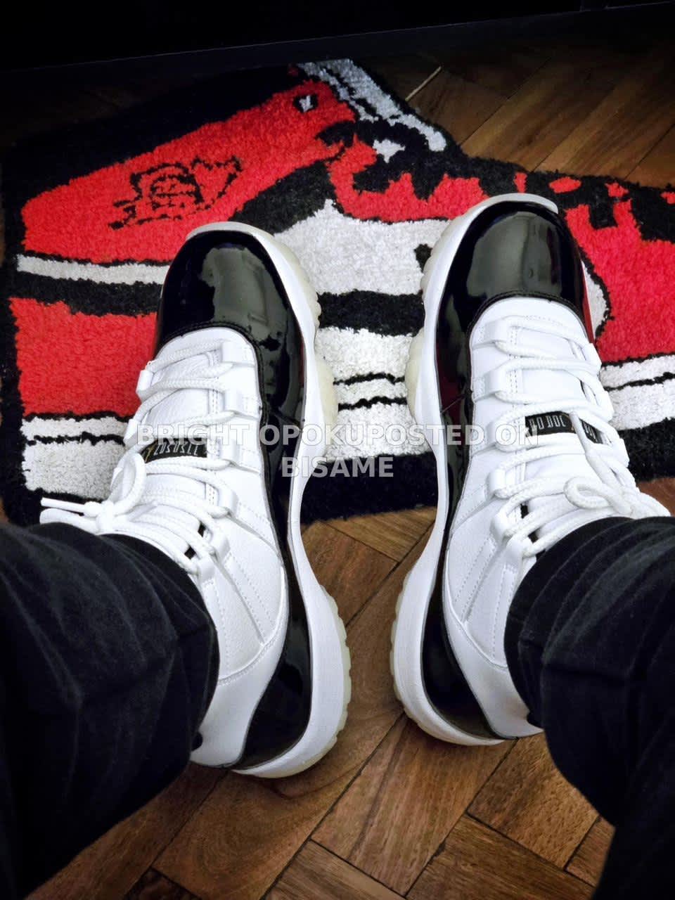 Nike Air Jordan 11 Retro Sneakers
