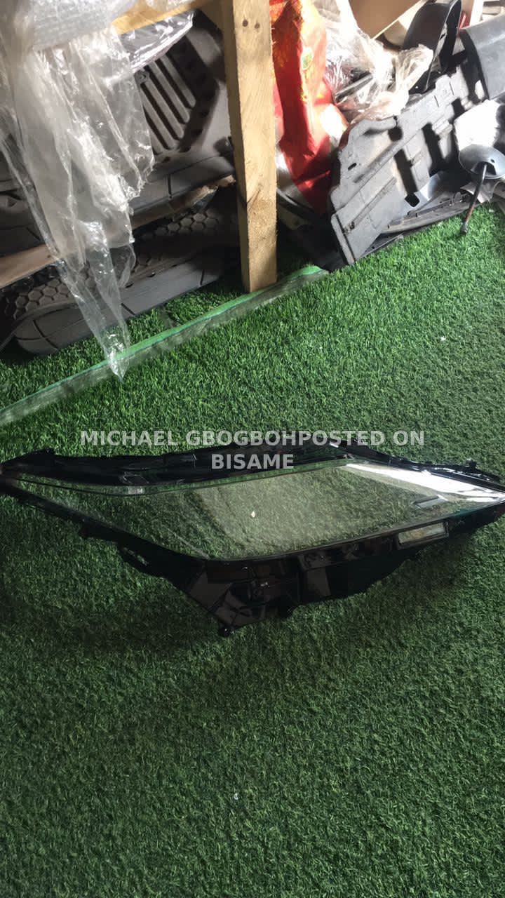 Lexus 2018 model headlight cover (single unit )