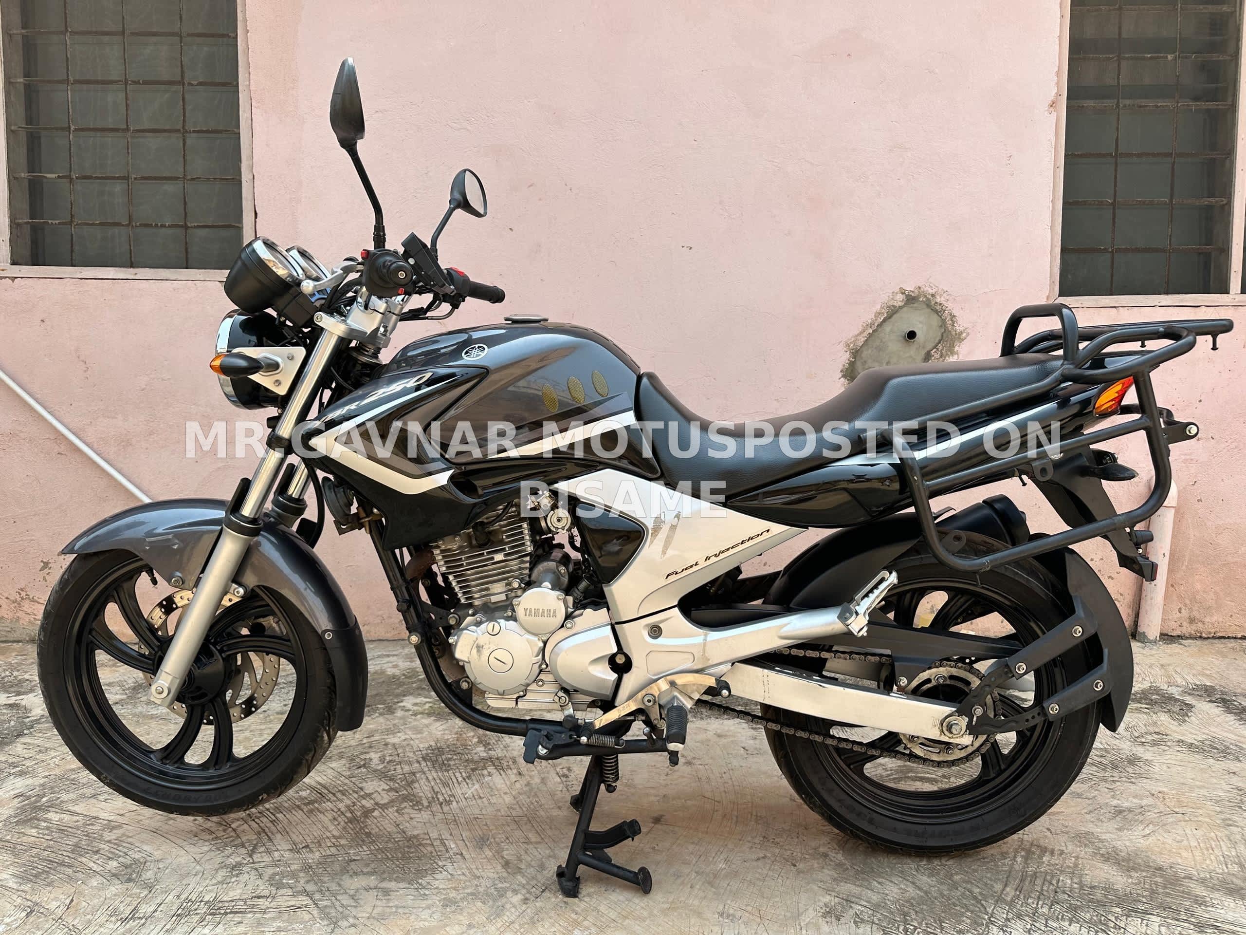 Yamaha YBR250