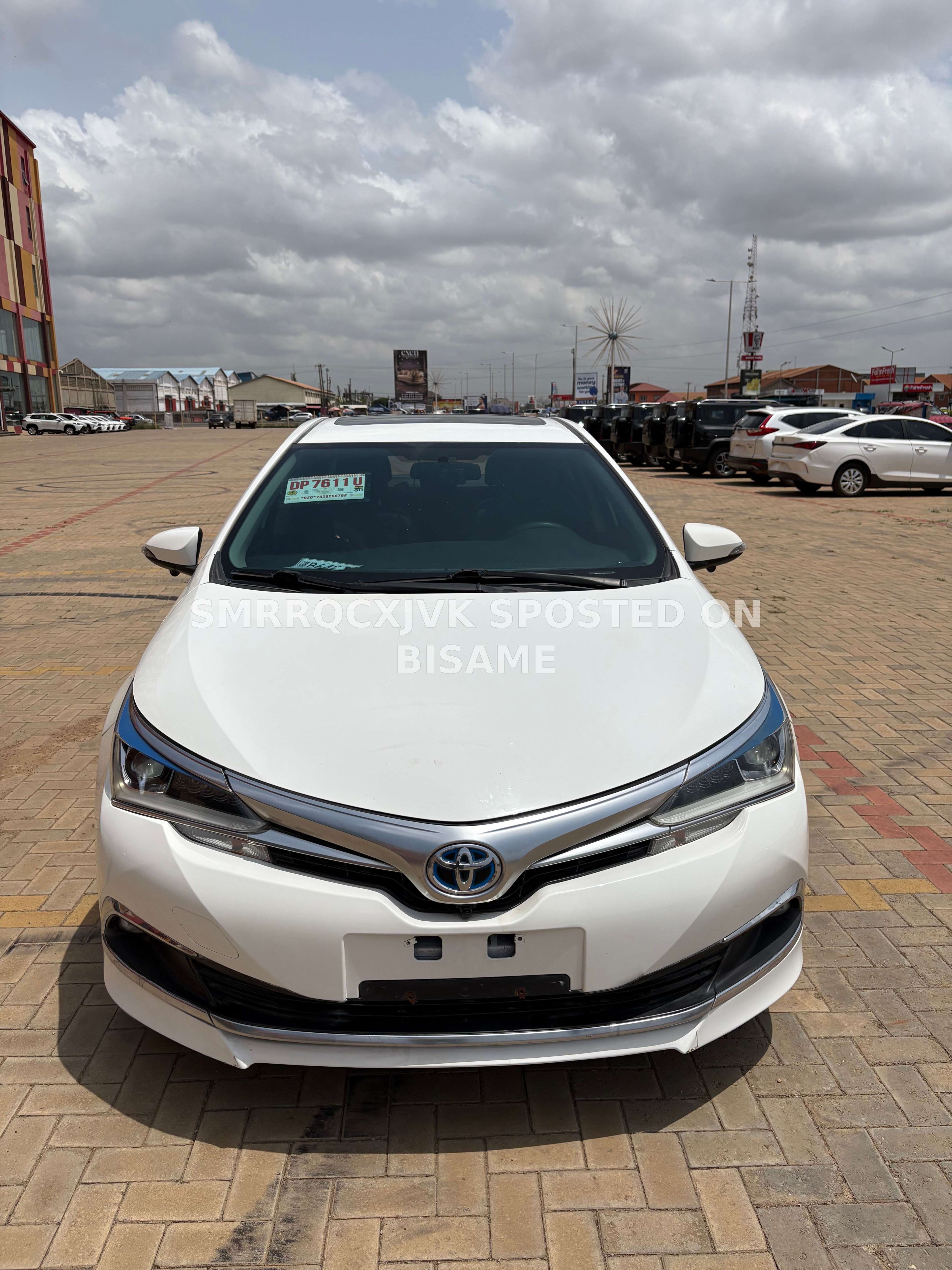 Toyota Corolla (Hybrid) 2018, Foreign Used,White