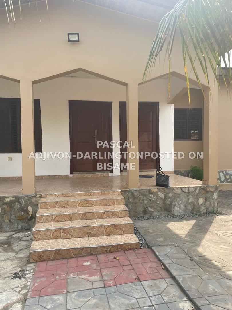 5 Bedroom House for Sale