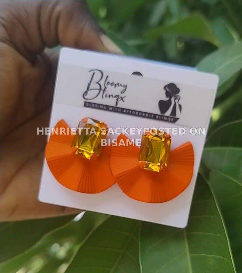 Fashionable Earrings 