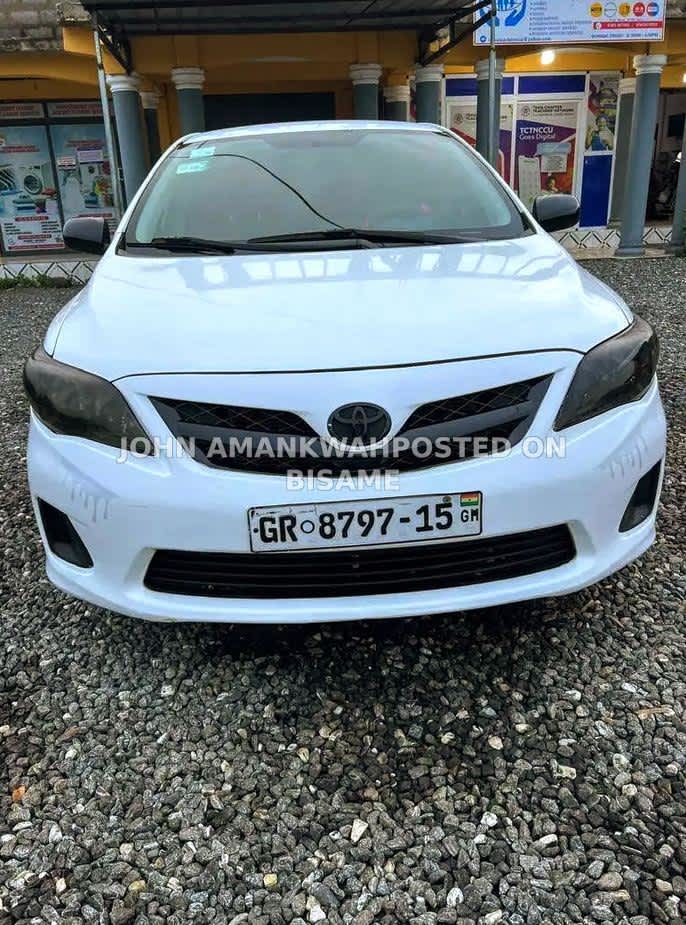 2012 Toyota Corolla Le, Ghanaian Used, White 
