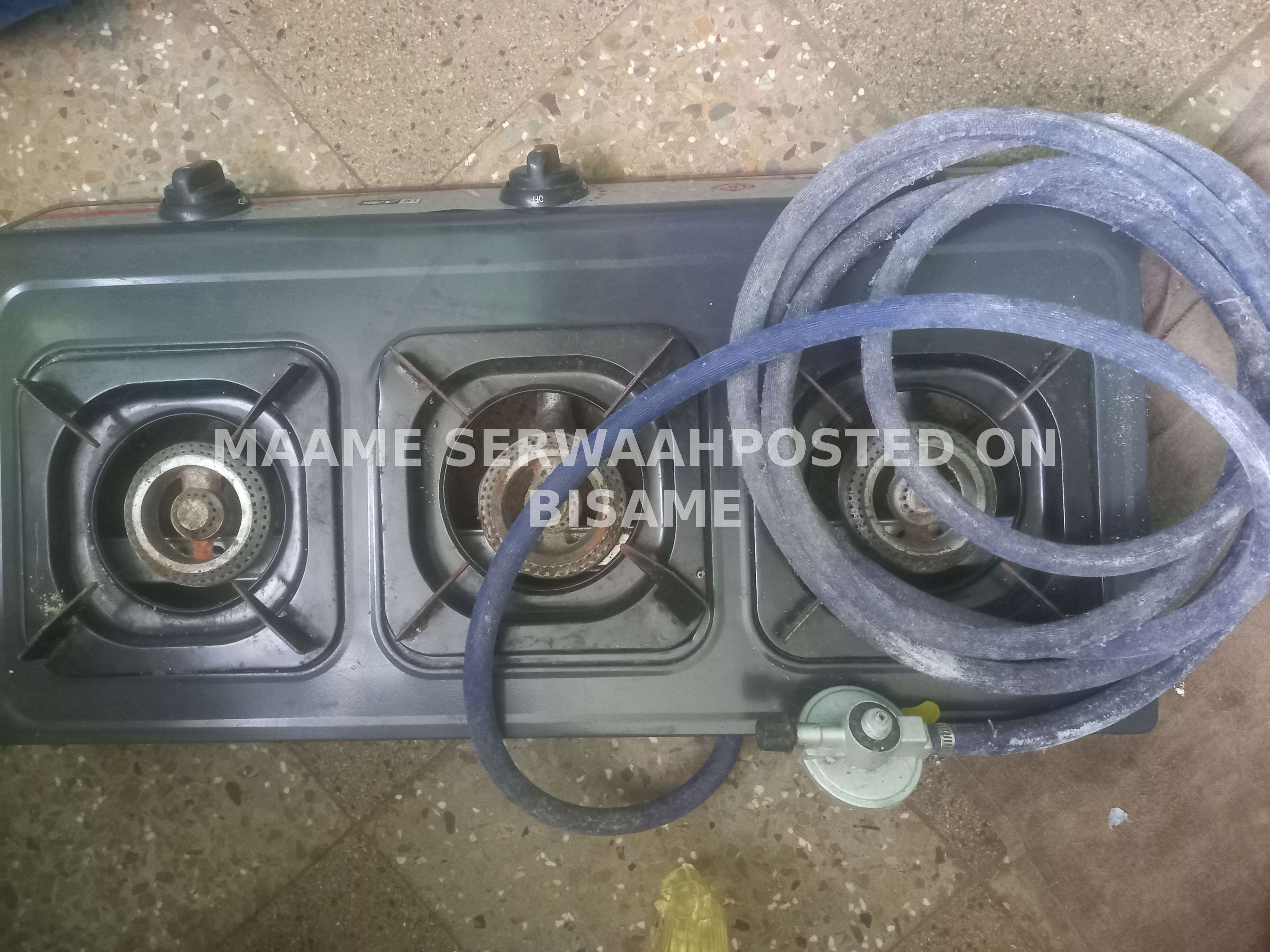 Automatic 3-Burner Gas Tabletop Stove 