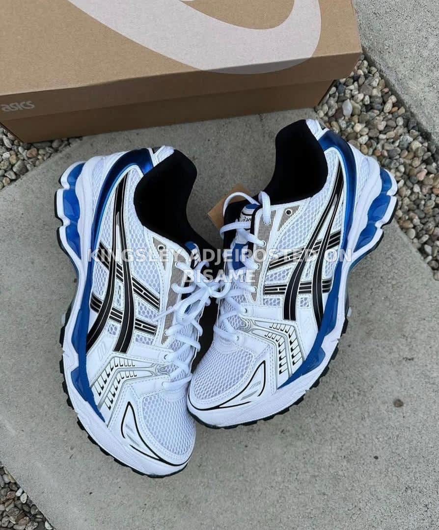 Asics Sneakers 